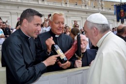 papa-francesco-vernaccia-640x426